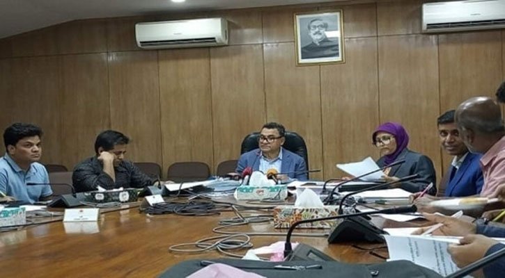 বিশেষ প্রয়োজন ছাড়া বিদেশ সফর নয়: অর্থমন্ত্রী