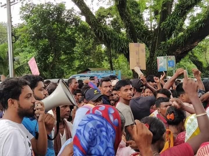 ২৩১টি চা-বাগানে অনির্দিষ্টকালের শ্রমিক ধর্মঘট চলছে